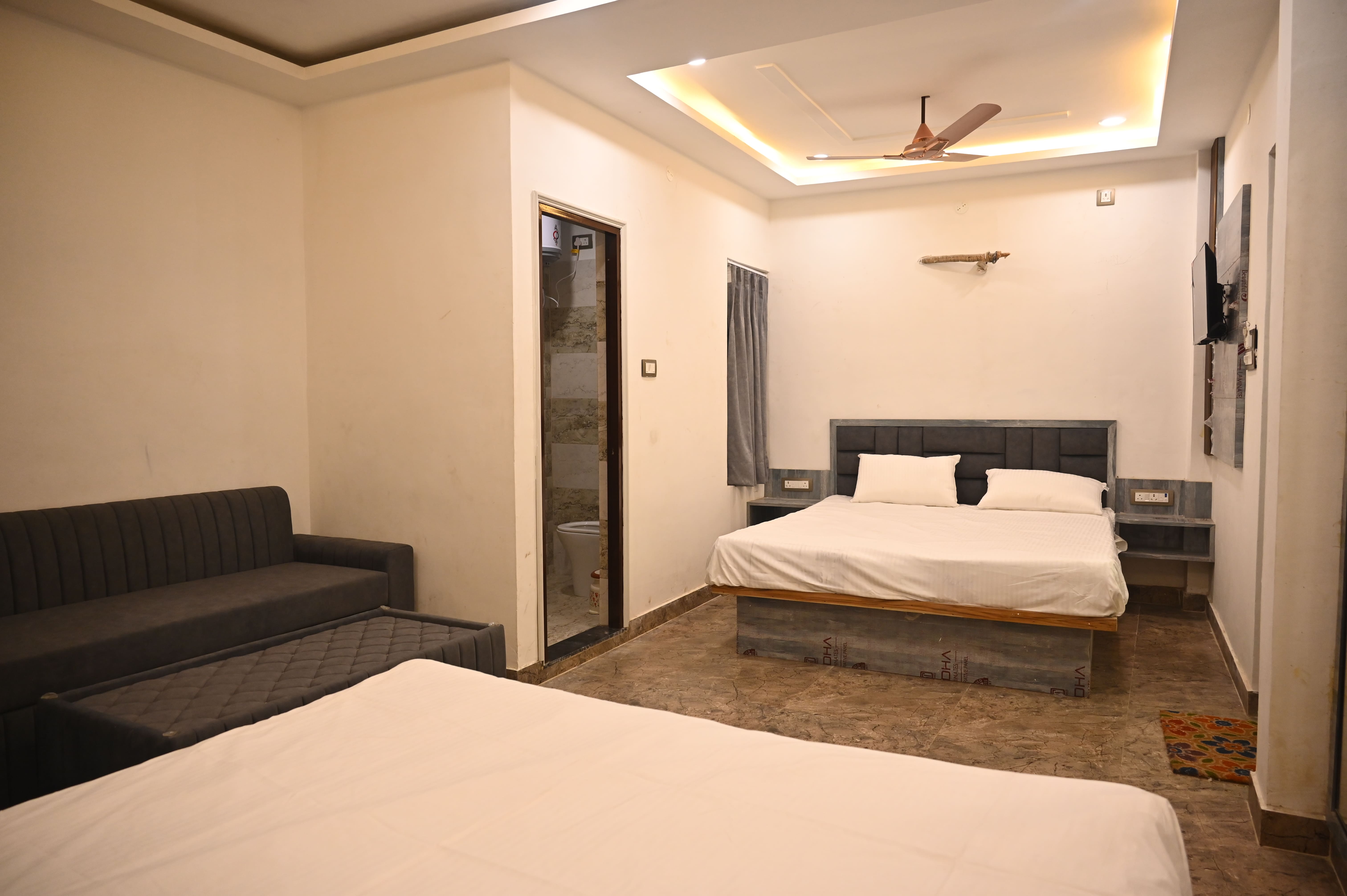 Family Delux Rooms